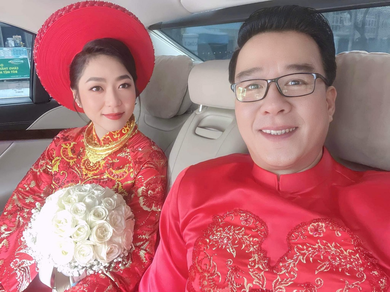 Hà Thanh Xuân, Đám cưới Hà Thanh Xuân, Hà Thanh Xuân và Quang Lê, Hà Thanh Xuân và vua cá koi, Vua cá koi Việt Nam, Hà Thanh Xuân kết hôn