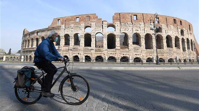 Dịch viêm đường hô hấp cấp COVID-19: Italy nguy cơ bước vào giai đoạn kinh tế thời chiến