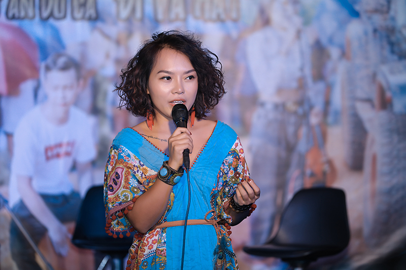 Thái Thùy Linh, nàng du ca, Thái Thùy Linh Du ca, Du ca đi và hát, Du ca, Thái Thùy Linh du ca đi và hát