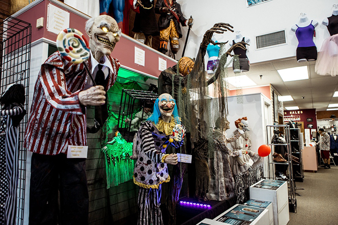 Halloween, Ngày Halloween, Ngày lễ Halloween, Trang phục Halloween, Lễ Halloween, lễ hội Halloween, Halloween 2020, hóa trang Halloween, lễ hội hóa trang Halloween