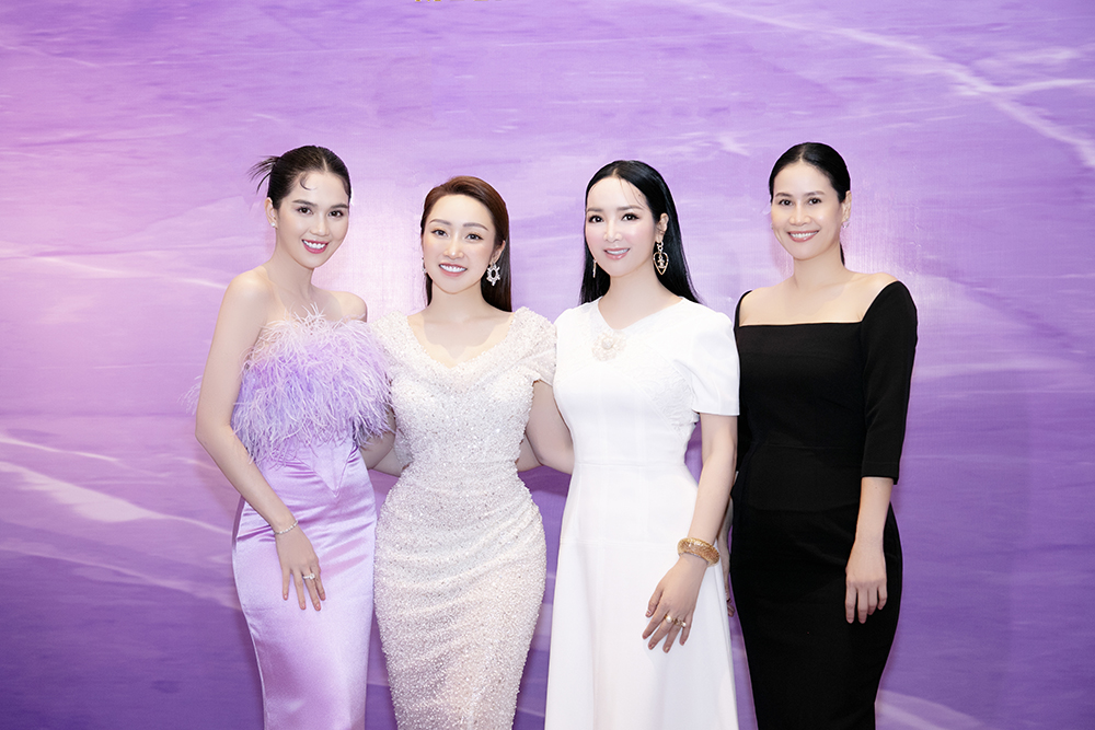 Vợ kém 16 tuổi của Chi Bảo, Lý Thùy Chang, Lý Thùy Chang và Chi Bảo, Diễn viên Chi Bảo, vợ kém tuổi của Chi Bảo
