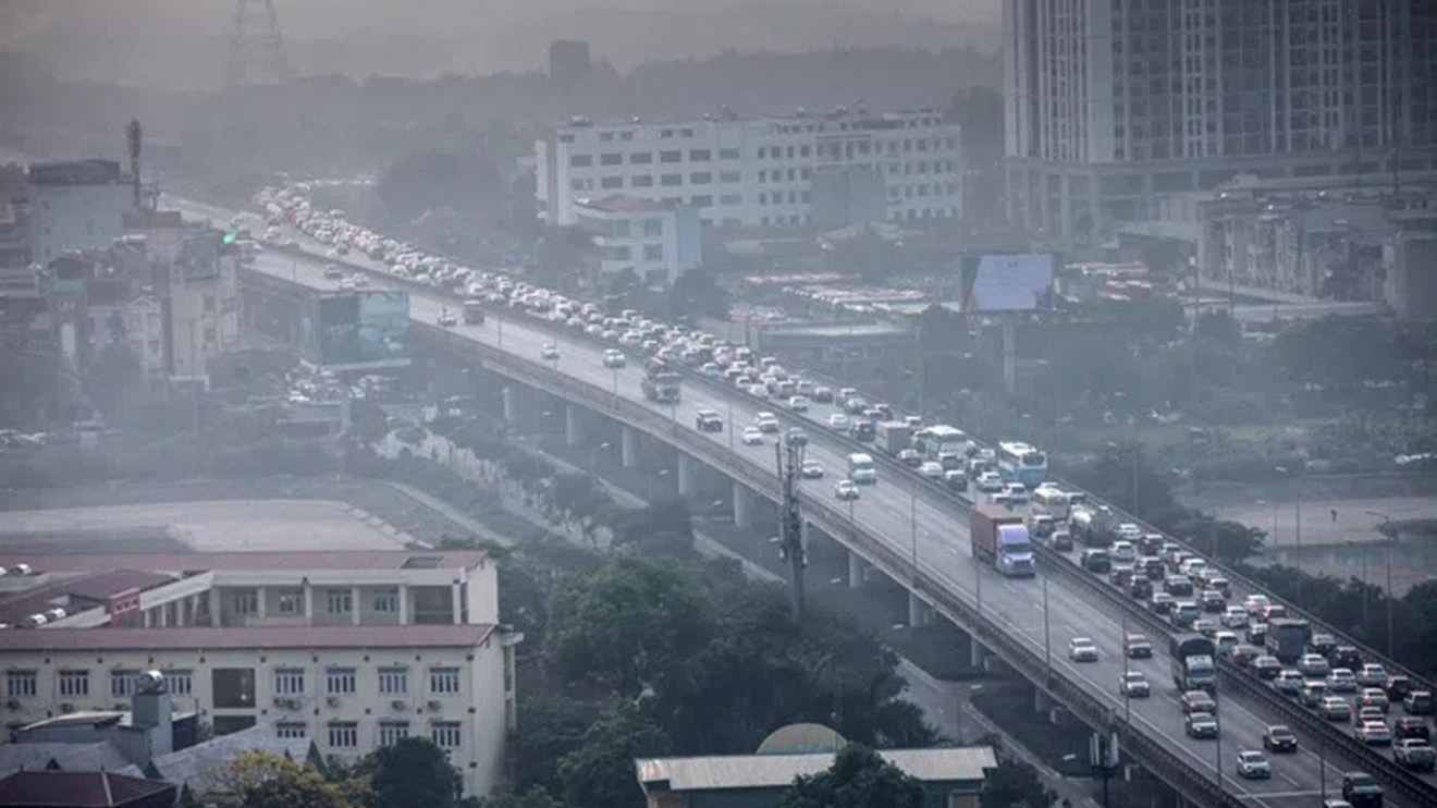 Cửa ngõ và đường vành đai 'tê liệt' vì người dân ùn ùn rời Hà Nội 