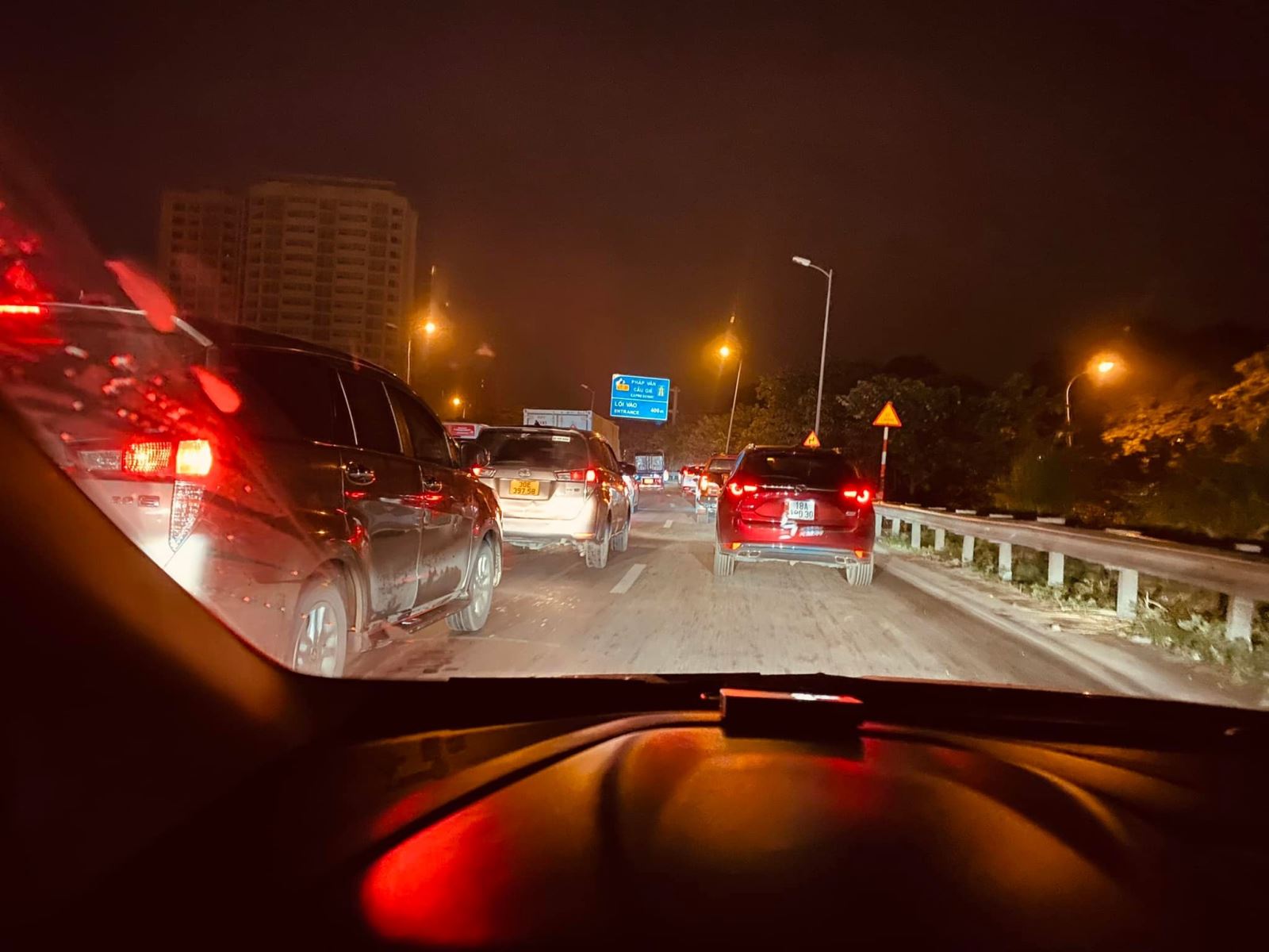 Từ Hà Nội về quê nghỉ lễ 30/4-1/5, Hà Nội về quê, Tắc đường cửa ngõ Hà Nội, cửa ngõ Thủ đô, đường vành đai Hà Nội, nghỉ lễ 30/4-1/5, về quê đi đường nào