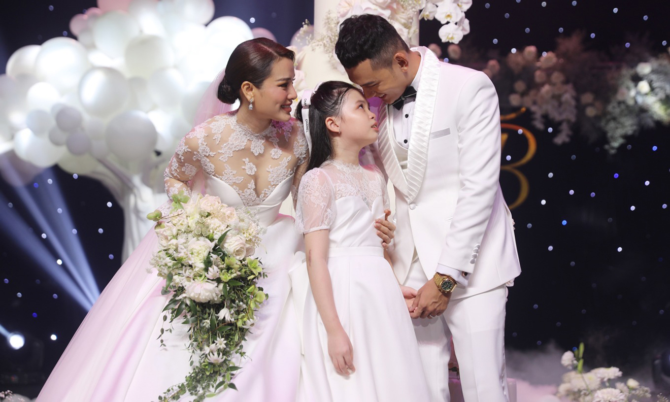 Phương Trinh Jolie, Phương Trinh Jolie và Lý Bình, Con gái Phương Trinh Jolie, Phương Trinh Jolie và con gái, Phương Trinh Jolie và chồng, Phương Trinh Jolie là ai