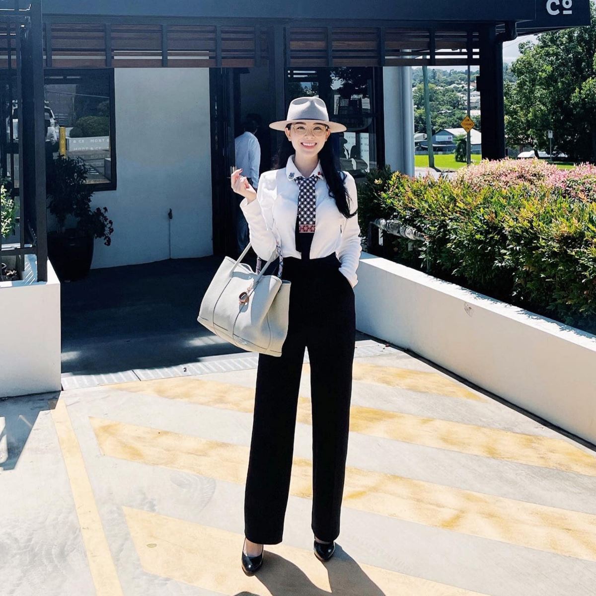 Phillip Nguyễn, Linh Rin, Linh Rin là ai, vợ sắp cưới của Phillip Nguyễn, chồng Linh Rin là ai, Phillip Nguyễn và Linh Rin, Phillip Nguyễn cầu hôn Linh Rin