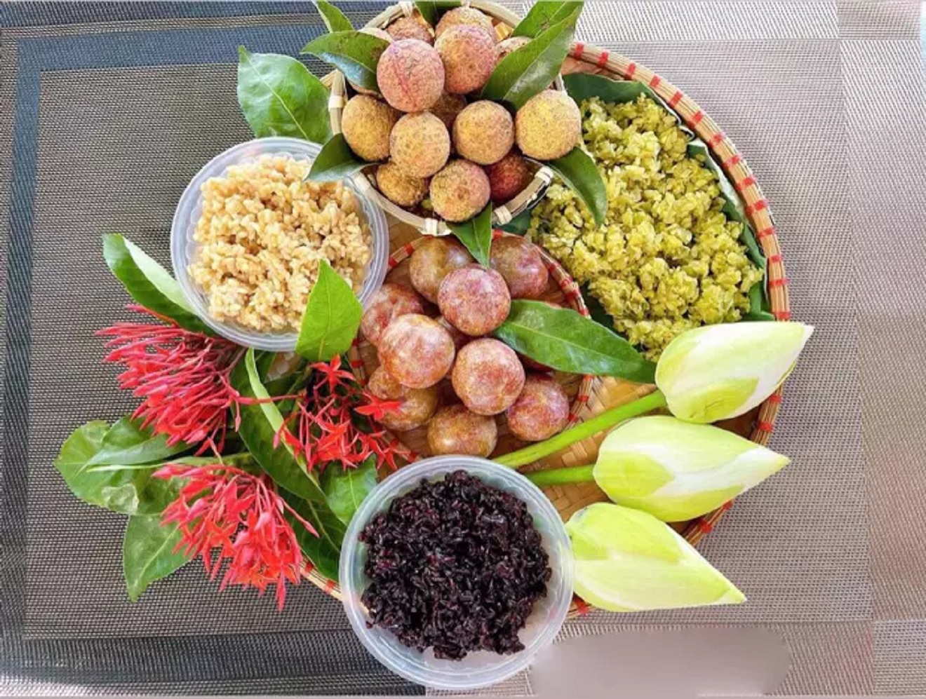 Tết Đoan Ngọ, Mâm cúng Tết Đoan Ngọ, Mâm cúng Tết Đoan Ngọ miền Bắc, Mâm cúng Tết Đoan Ngọ miền Trung, Mâm cúng Tết Đoan Ngọ miền Nam, Cúng Tết Đoan Ngọ