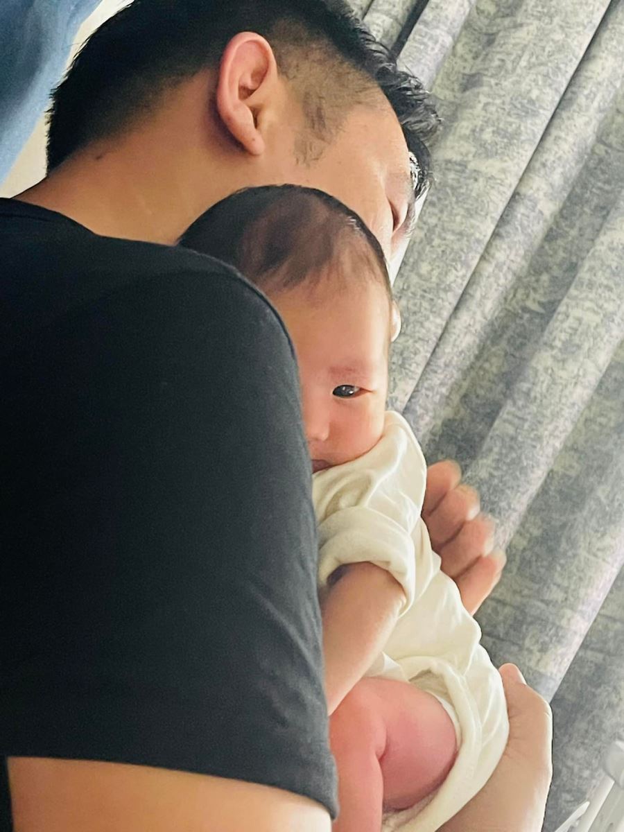 MC Vân Hugo, MC Vân Hugo và con gái, Chồng MC Vân Hugo là ai, Vân Hugo, Vân Hugo và ông xã, Vân Hugo và con trai, gia đình Vân Hugo, Con gái Vân Hugo, con trai Vân Hugo