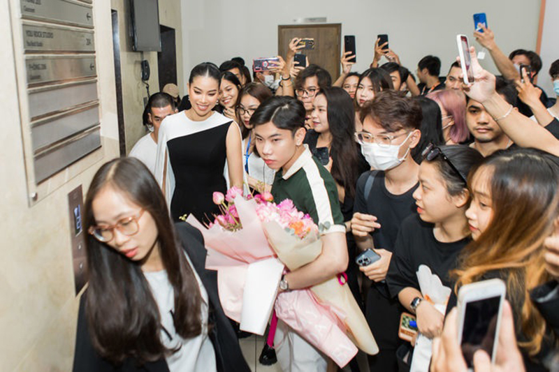 Phạm Hương, Hoa hậu Phạm Hương, Phạm Hương lấy chồng, Chồng Phạm Hương là ai, tổ ấm của Phạm Hương, hoa hau hoan vu pham huong, pham huong va con trai, pham huong anh dep