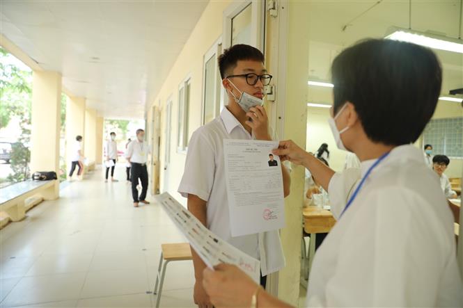 Đáp án Văn, Đáp án môn Văn, Đề thi môn Văn, Đề thi Văn, Đáp án môn văn THPT 2022, gợi ý đáp án môn văn, đáp án môn văn tốt nghiệp THPT 2022, đáp án văn 2022, lời giải văn