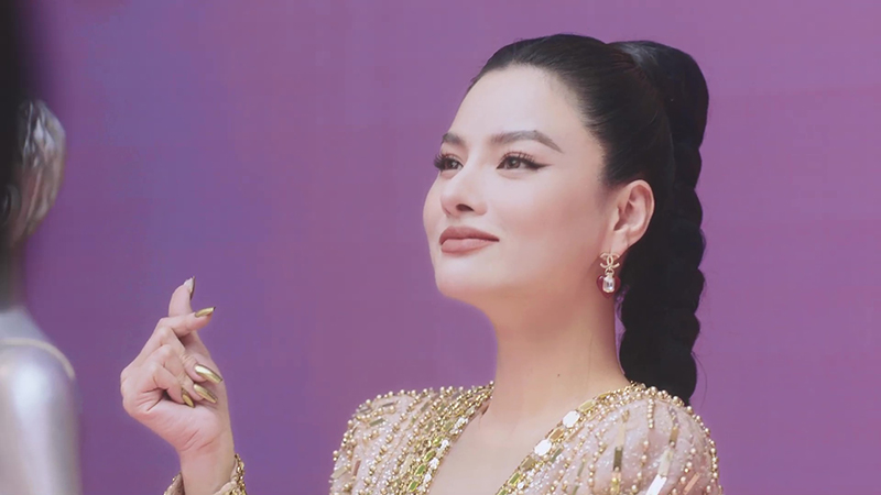 Á hậu Thúy Vân, MV Trái tim yêu thương, Ca sĩ Thúy Vân, Thúy Vân làm ca sĩ, Trái tim yêu thương Thúy Vân, MV, MV ca nhạc, Á hậu 3 Hoa hậu Quốc tế 2015 