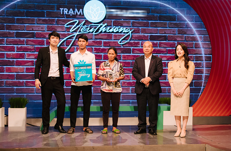 Trạm yêu thương, Trạm yêu thương VTV1, người khuyết tật, Trạm yêu thương VTV, Trạm yêu thương những đôi tay không buông rời, Gia Lai, Nay Suih