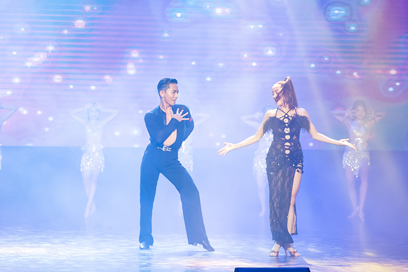 Khánh Thi và Phan Hiển, Đám cưới Khánh Thi Phan Hiển, Khánh Thi, Phan Hiển, Phan Hiển cầu hôn Khánh Thi, Vợ chồng Khánh Thi Phan Hiển