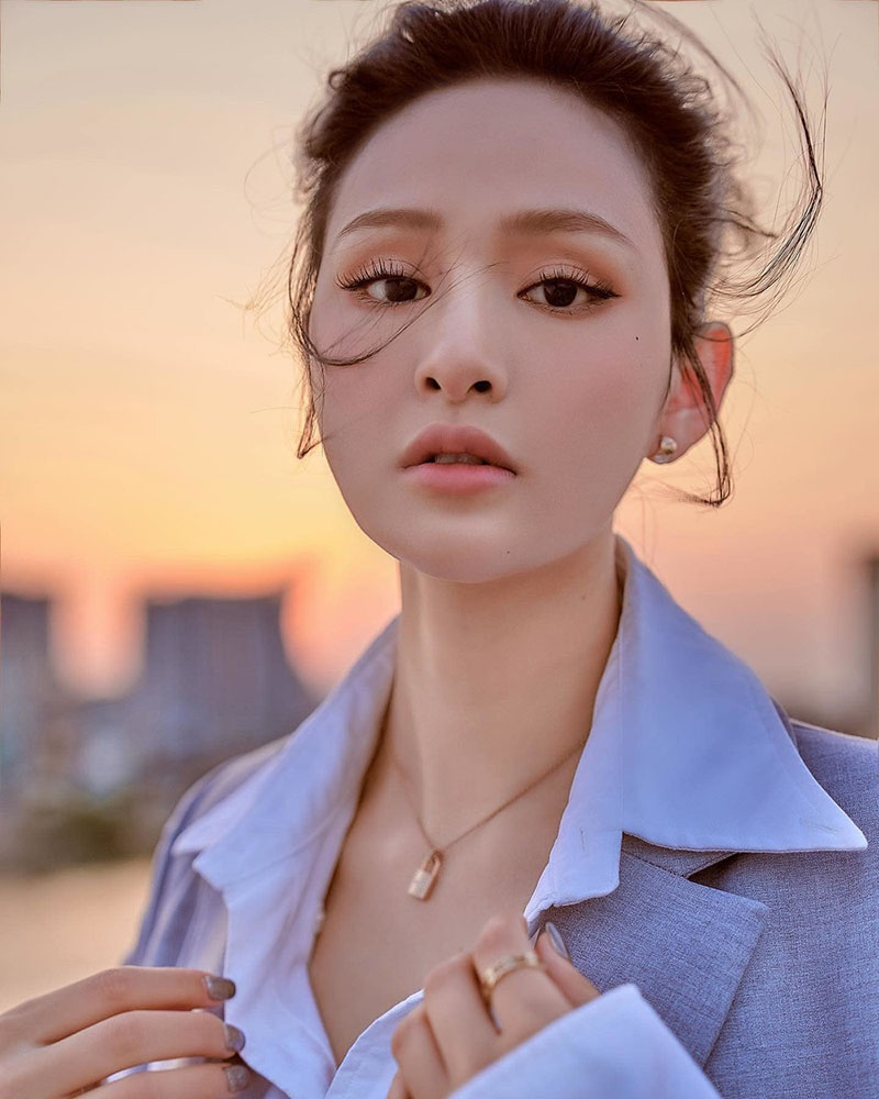 Hiền Hồ, Hiền Hồ trở lại, Hiền Hồ trở lại sau ồn ào tình ái, Hiền Hồ liveshow, Hiền Hồ anh em nương tựa, liveshow Hiền Hồ, Hiền Hồ và đại gia U60