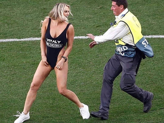 Kinsey Wolanski, người đẹp, ngực khủng, liverpool, tottenham, liverpool vs tottenham, Champions League, Chung kết Champions League, scandal