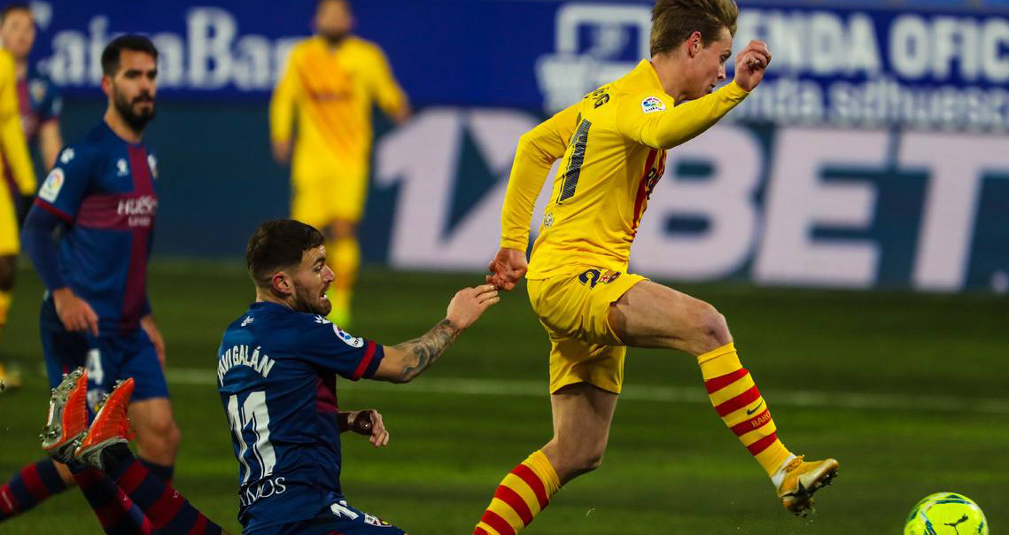 Barcelona. Video Huesca 0-1 Barcelona. Video clip bàn thắng trận Huesca vs Barcelona. Kết quả bóng đá Tây Ban Nha. Bảng xếp hạng bóng đá Tây Ban Nha vòng 17.