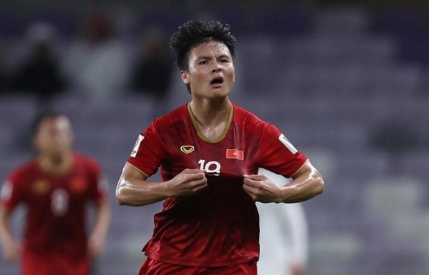 Quang Hải, Nguyễn Quang Hải, Quang Hải xuất ngoại, Quang Hải tới Ligue 2, Ligue 2, Quang Hải gia nhập Ligue 2, Nimes, Quang Hải gia nhập Nimes, bóng đá Pháp, châu Âu