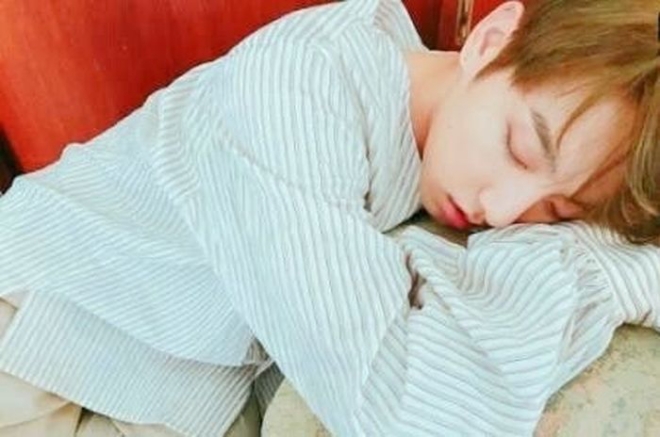 BTS, BTS tin tức, BTS thành viên, Kpop, BTS idol, BTS Kpop idol, Jungkook, Jungkook BTS, BTS Jungkook, BTS sleeping, BTS ngủ, ảnh BTS, BTS ảnh, BTS photo, BTS members, RM