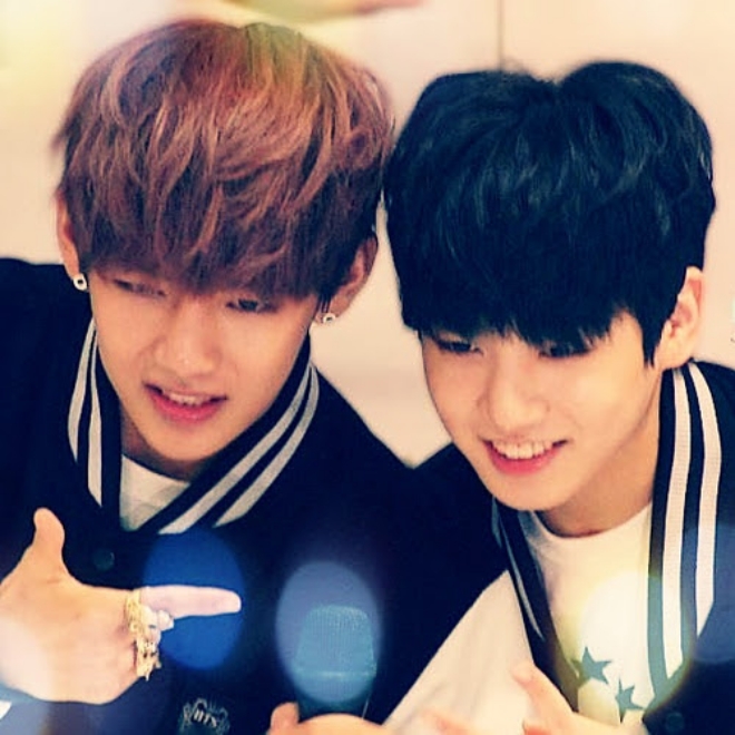 BTS, BTS tin tức, BTS thành viên, Kpop, ARMY, Jungkook, V, Jungkook BTS, BTS Jungkook, VKook, V BTS, BTS V, BTS tình cảm, BTS tình yêu, BTS cặp đôi, BTS couple, BTS idol