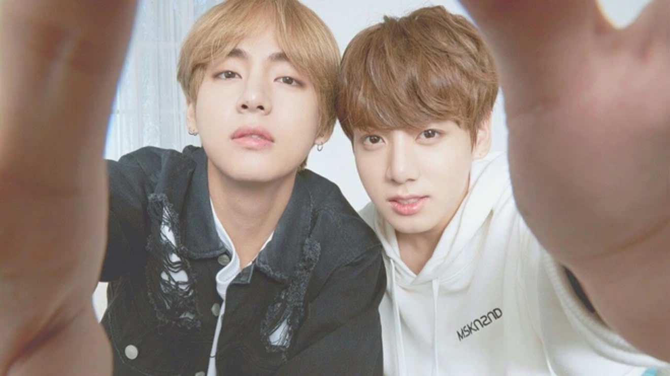 BTS, BTS tin tức, BTS thành viên, V, Jungkook, VKook, Taehyung, V BTS, BTS V, Jungkook BTS, BTS Jungkook, BTS youtube, BTS idol, BTS cặp đôi, BTS tình cảm, BTS tình yêu