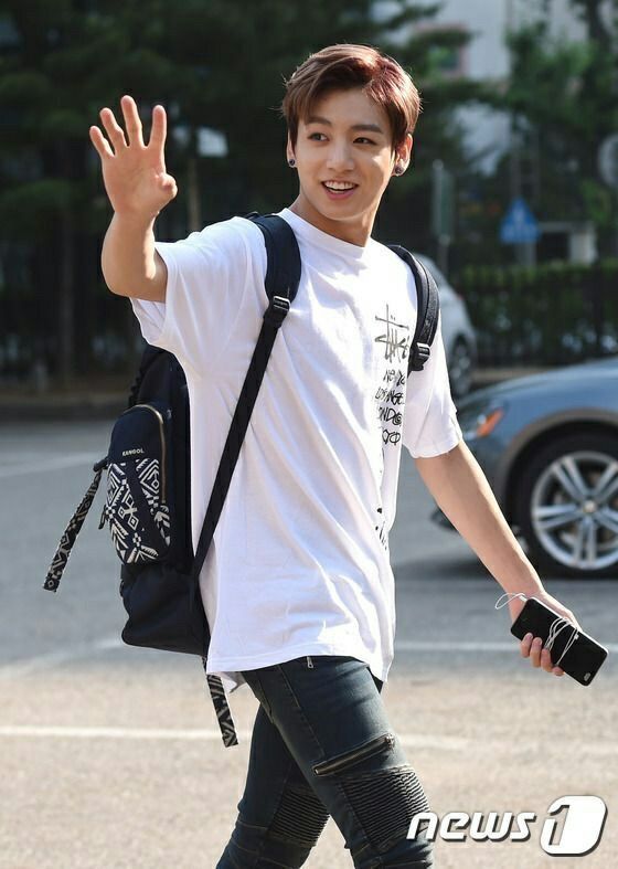 BTS, BTS tin tức, BTS thành viên, Kpop, ARMY, Jungkook, Jungkook BTS, BTS Jungkook, BTS idol, BTS fansign, BTS sân bay, BTS thời trang, BTS fashion, BTS đẹp trai, JK