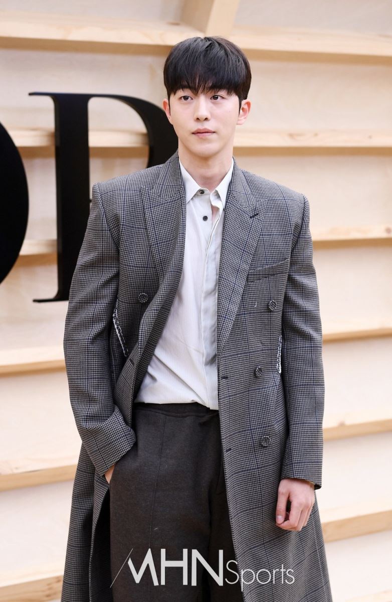 Blackpink, EXO, Blackpink tin tức, Blackpink thành viên, Jisoo, Sehun, Suzy, Yuna Kim, Nam Joo Hyuk, Blackpink ảnh, Blackpink Dior, Jisoo Dior, Jisoo visual, Jisoo idol