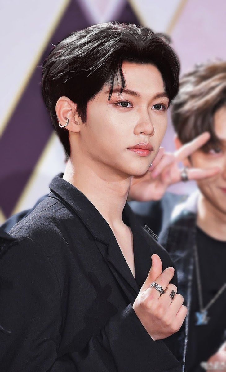BTS, BTS tin tức, BTS thành viên, Kpop, IVE, Blackpink, Aespa, Stray Kids, NCT, Suzy, SHINee, Jin, Jin BTS, BTS Jin, Lisa, Lisa Blackpink, Blackpink Lisa, Wonyoung