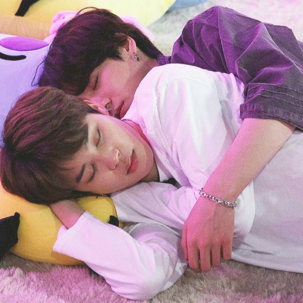 BTS, BTS tin tức, BTS thành viên, Kpop, Blackpink, V, Jungkook, Jimin, Jin, RM, J-Hope, Suga, Jisoo, Lisa, BTS tin đồn, BTS rumor, Blackpink tin đồn, Blackpink rumor
