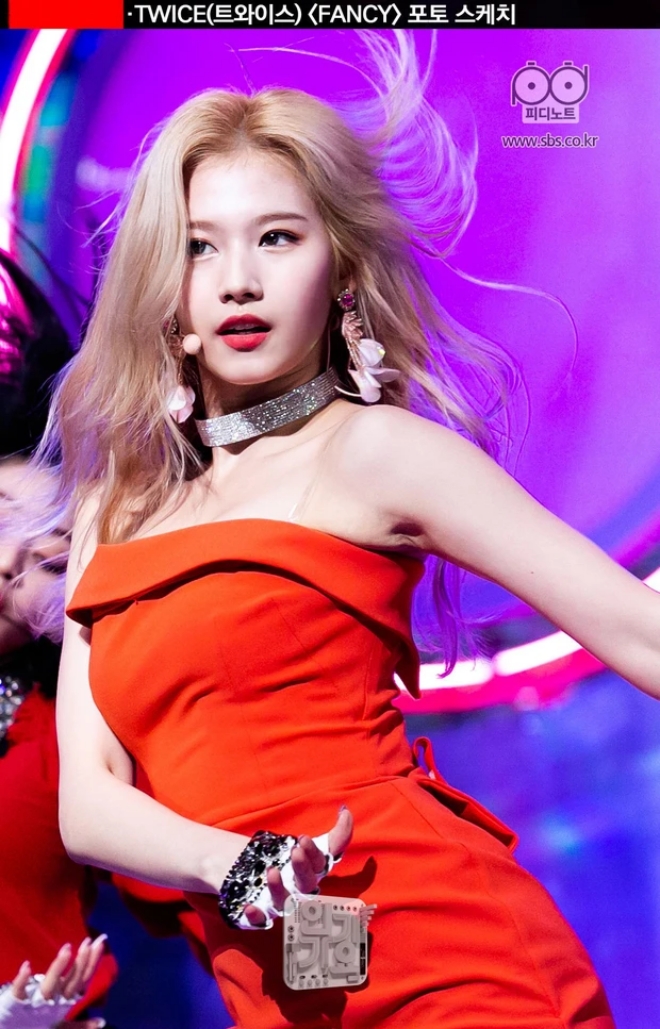 BTS, Blackpink, BTS tin tức, BTS thành viên, Jin, V, V BTS, BTS V, Jin BTS, BTS Jin, Rosé, Twice, Sana, NCT, SNSD, Mamamoo, Red Velvet, Kpop, Kpop idol, Blackpink tin tức