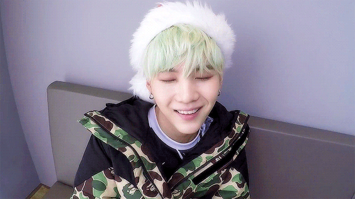 BTS, BTS tin tức, BTS thành viên, BTS idol, ARMY, Kpop, Suga, Suga BTS, BTS Suga, BTS gif, BTS ảnh, BTS cười, BTS smile, BTS happy, BTS hạnh phúc, BTS photo