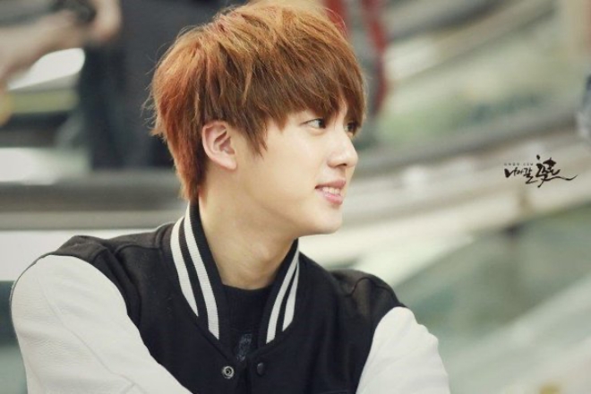BTS, BTS tin tức, BTS thành viên, Kpop, ARMY, Jin, Jin BTS, BTS Jin, BTS debut, BTS idol, BTS profile, BTS ảnh, ảnh BTS, BTS photo, BTS đẹp trai, BTS điển trai, BTS 2022