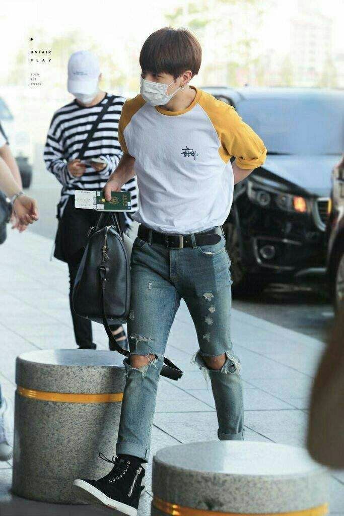 BTS, BTS tin tức, BTS thành viên, Kpop, Jungkook, BTS Jungkook, Jungkook BTS, BTS idol, BTS sân bay, BTS airport, BTS thời trang, BTS fashion, BTS ảnh, ảnh BTS