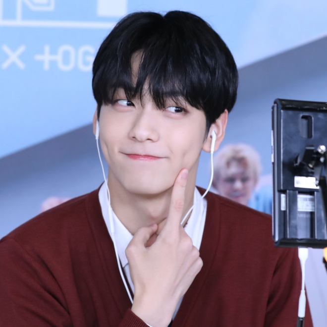 BTS, Blackpink, BTS tin tức, BTS thành viên, Kpop, ARMY, Twice, Aespa, Jin, Jin BTS, BTS Jin, Jisoo, Jisoo Blackpink, Blackpink Jisoo, SNSD, EXO, NCT, Red Velvet
