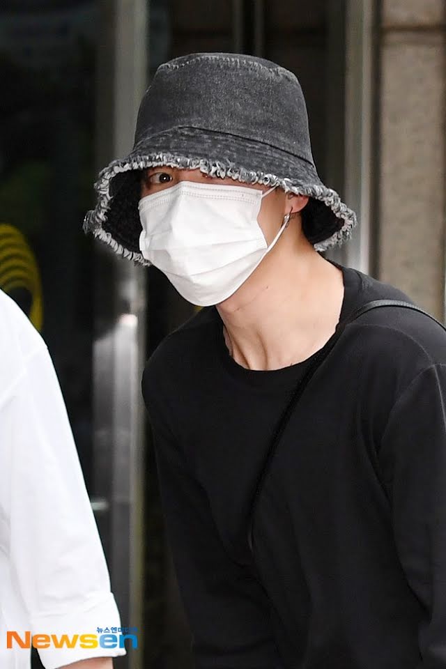 BTS, BTS tin tức, BTS thành viên, Kpop, ARMY, Jungkook, Jimin, Jin, J-Hope, Suga, RM, V, BTS Yet To Come, BTS Proof, Yet To Come, BTS mullet, BTS kiểu tóc, BTS idol
