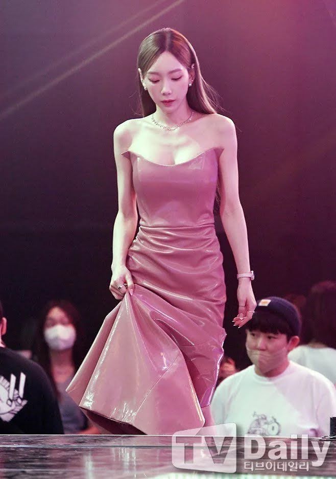 Blackpink, Jennie, Blackpink tin tức, Blackpink thành viên, Kpop, SNSD, Taeyeon, Jennie Blackpink, Blackpink Jennie, Blackpink ảnh, ảnh Blackpink, Blackpink sexy