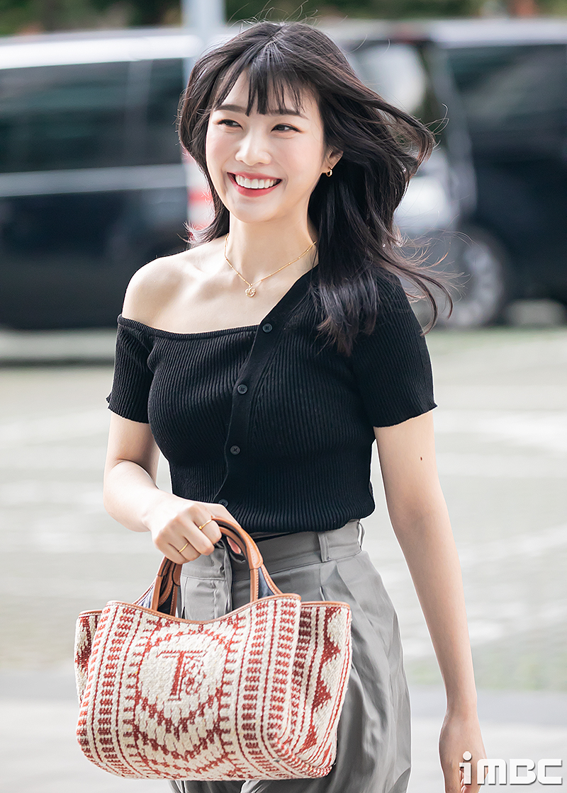 Red Velvet, Red Velvet tin tức, Red Velvet thành viên, Joy, Joy Red Velvet, Red Velvet Joy, Red Velvet idol, Red Velvet youtube, Red Velvet visual, Joy visual, Kpop