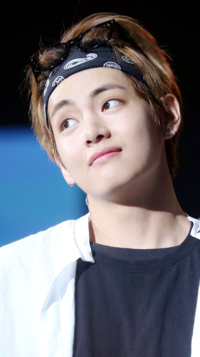 BTS, BTS tin tức, BTS thành viên, Kpop, ARMY, V, V BTS, BTS V, BTS visual, BTS idol, BTS ảnh, ảnh BTS, BTS photo, BTS đẹp trai, BTS nhan sắc, BTS profile, bts