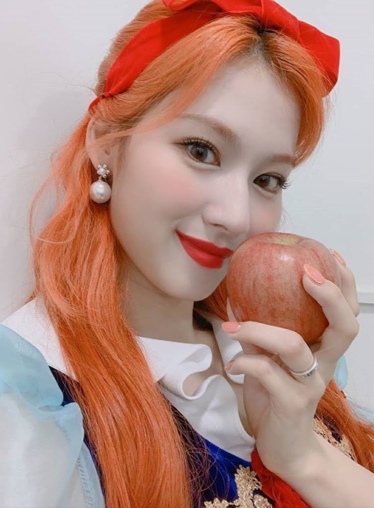 Twice, Twice tin tức, Twice thành viên, Kpop, ONCE, Twice instagram, Twice Twitter, Twice ảnh, Twice gif, Twice Sana, Sana Twice, Sana, Twice visual, Twice xinh đẹp