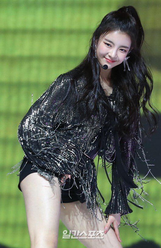 Blackpink, ITZY, Blackpink tin tức, Blackpink thành viên, Kpop, Jisoo, Jisoo Blackpink, Blackpink Jisoo, Blackpink ảnh, Blackpink visual, Lia, Lia ITZY, ITZY Lia
