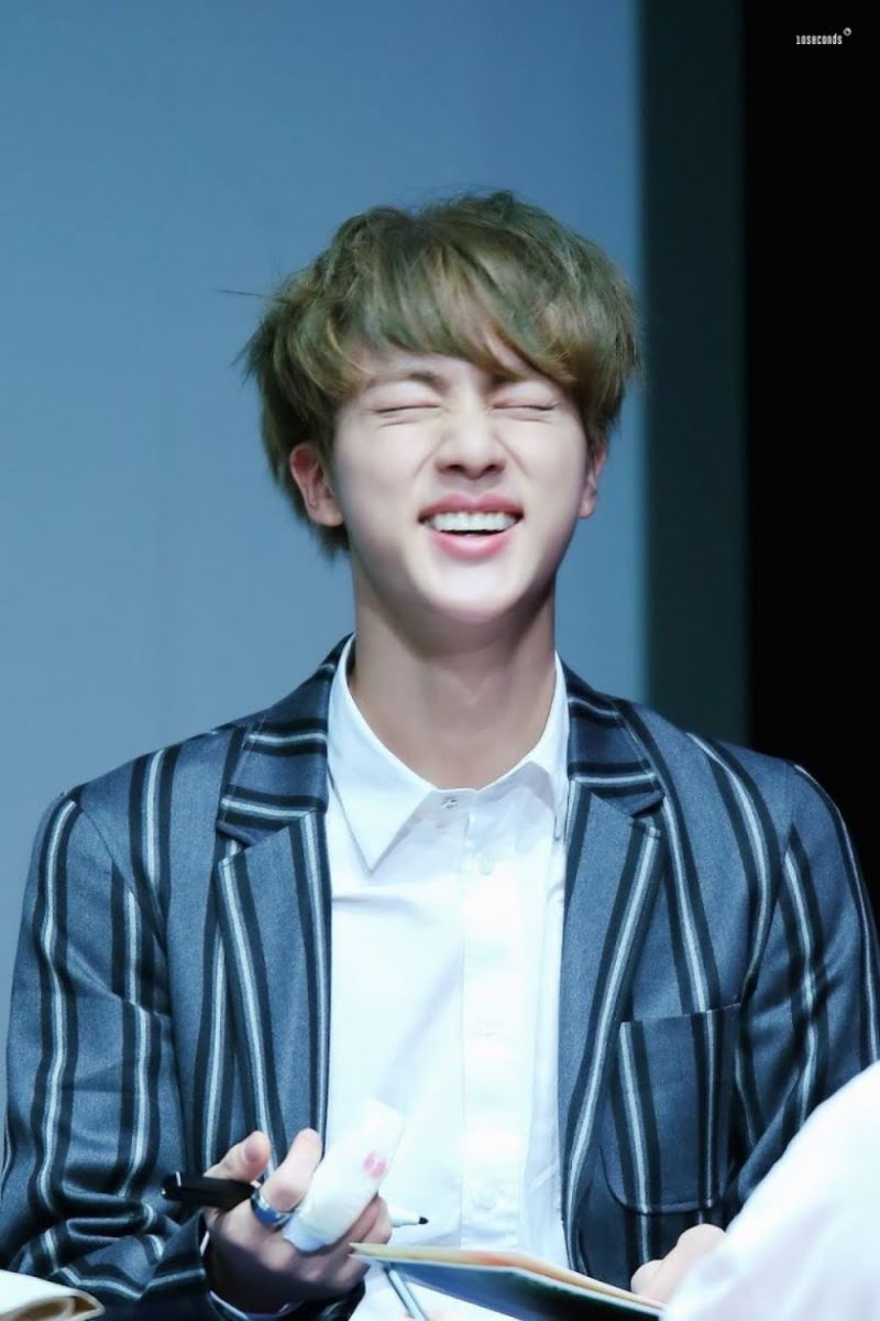 BTS, BTS tin tức, BTS thành viên, Kpop, ARMY, Jin, Jin BTS, BTS Jin, BTS youtube, BTS livestream, BTS sự cố, BTS ảnh, ảnh BTS, BTS cười, BTS nổi tiếng, BTS live, BTS idol