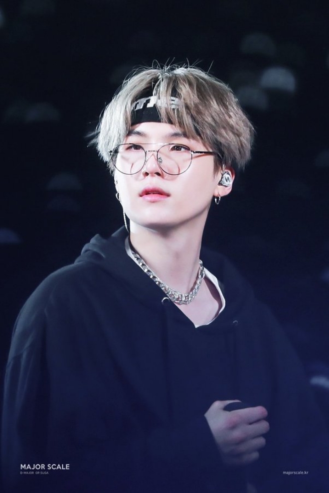BTS, BTS tin tức, BTS thành viên, Kpop, RM, Jin, Suga, J-Hope, Jimin, V, Jungkook, BTS idol, BTS visual, BTS đẹp trai, BTS điển trai, BTS profile, ảnh BTS, BTS photo