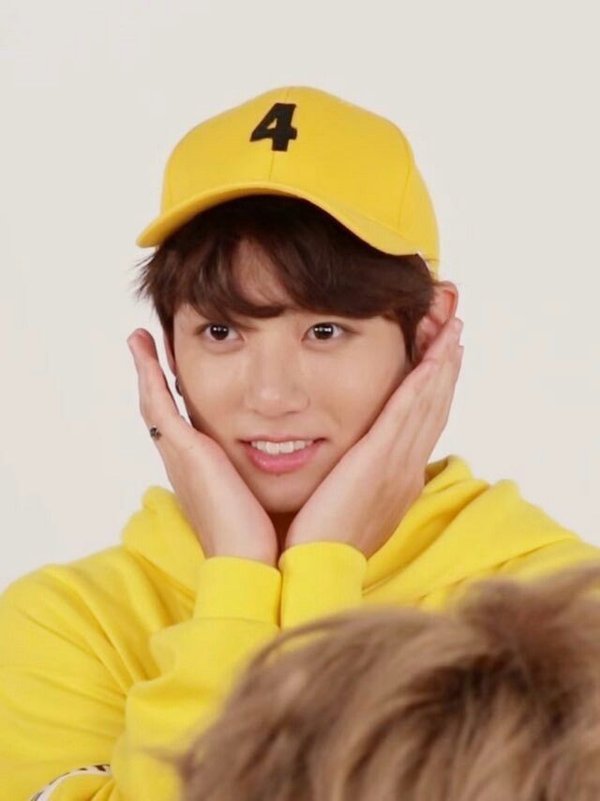 BTS, BTS tin tức, BTS thành viên, kpop, army, bts army, Jungkook, Jungkook BTS, BTS Jungkook, BTS idol, Jungkook đẹp trai, Jungkook visual, BTS profile