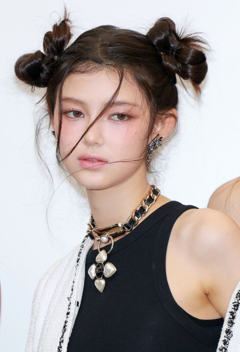 BTS, BTS tin tức, BTS thành viên, Kpop, ARMY, bts army, NewJeans, BTS đàn em, em gái BTS, BTS idol, Seventeen, Oh My Girl, Chanel, sự kiện, Twice, Park Seo Joon