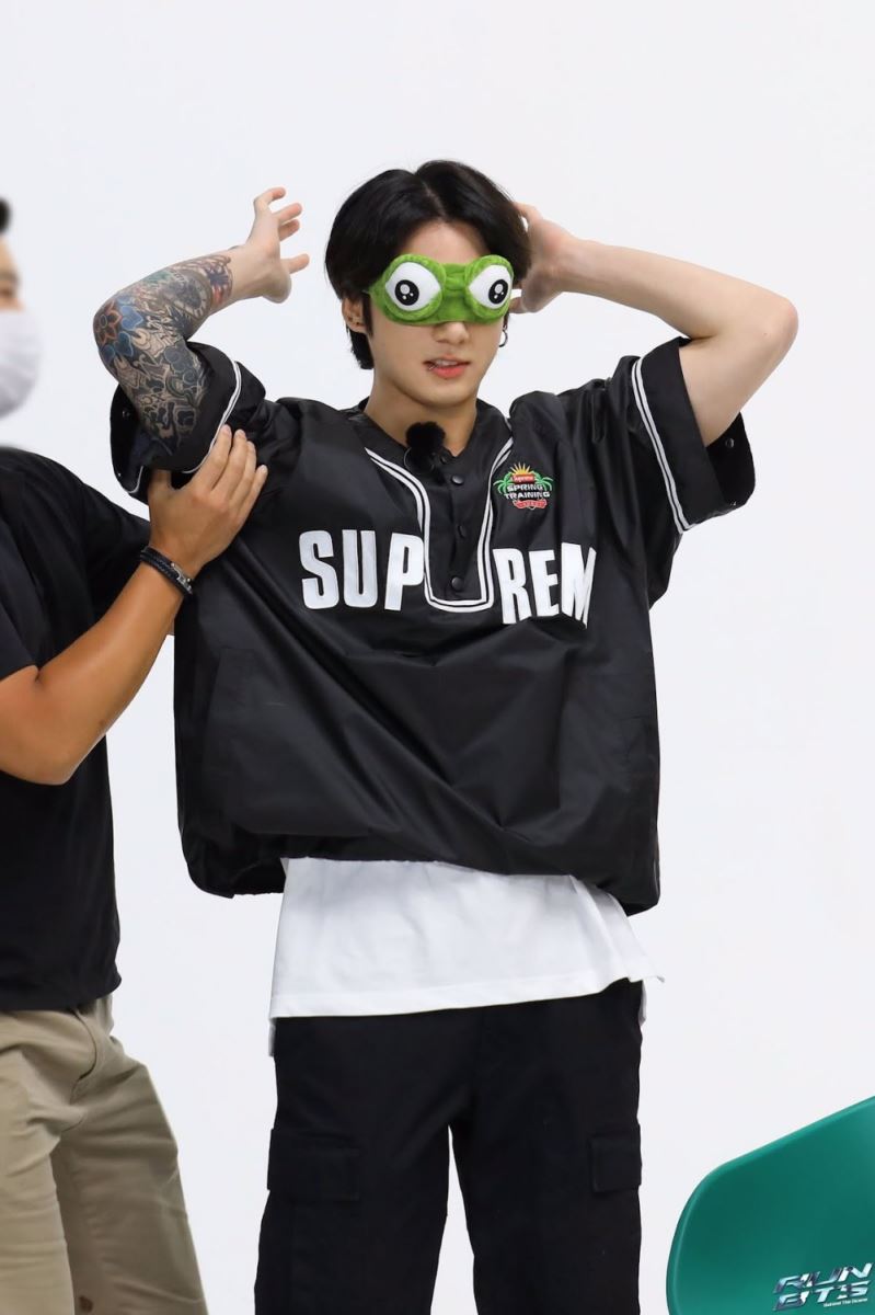 BTS, BTS tin tức, BTS thành viên, Kpop, Jungkook, BTS Jungkook, Jungkook BTS, BTS hình xăm, BTS tattoo, Jungkook tattoo, Jungkook hình xăm, BTS idol