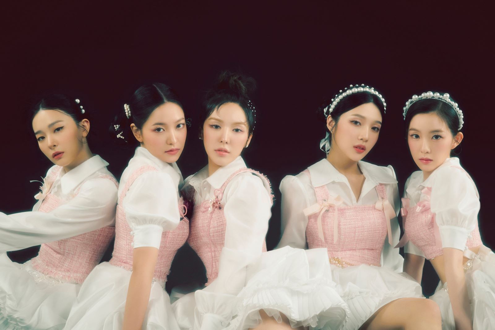 Red Velvet, Red Velvet tin tức, Red Velvet thành viên, Kpop, Kpop idol, Red Velvet album, Red Velvet trở lại, Red Velvet comeback, Red Velvet bài hát, SM Entertainment