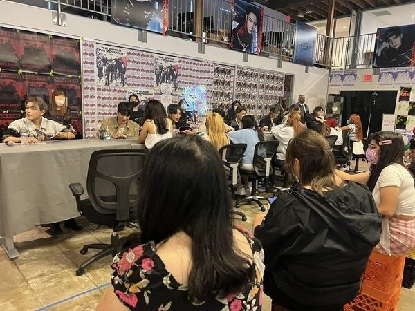 BTS, BTS tin tức, BTS thành viên, Kpop, Blackpink, Blackpink tin tức, Red Velvet, Irene, Jisoo, Jennie, V, Jin, Ateez, Kpop idol, Blackpink fansign, BTS fansign