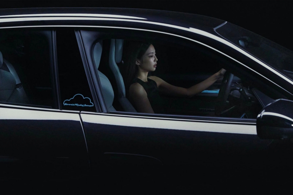 Blackpink, Blackpink tin tức, Blackpink thành viên, Jennie, Jennie Blackpink, Blackpink Jennie, Porsche, Sonderwunsch Haus, Jennie visual, Jennie thời trang