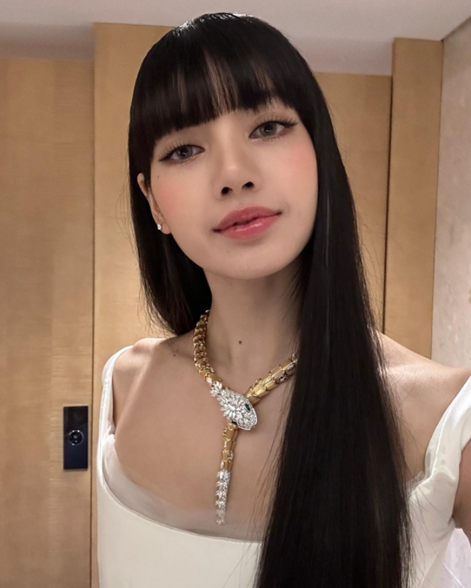 Blackpink, Blackink tin tức, Blackpink thành viên, Kpop, Lisa, Lisa Blackpink, Blackpink Lisa, Blackpink Instagram, Blackpink visual, Bulgari, Lisa Bulgari, đại sứ