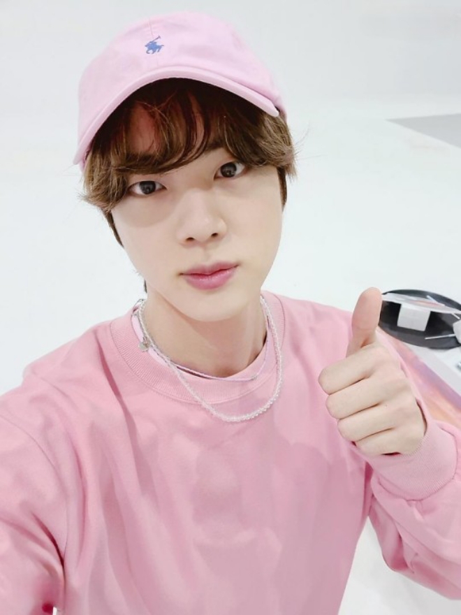 BTS, BTS tin tức, BTS thành viên, Kpop, Jin, Jin BTS, BTS Jin, BTS idol, ARMY, bts army, BTS phỏng vấn, BTS interview, BTS album, BTS Proof, BTS visual