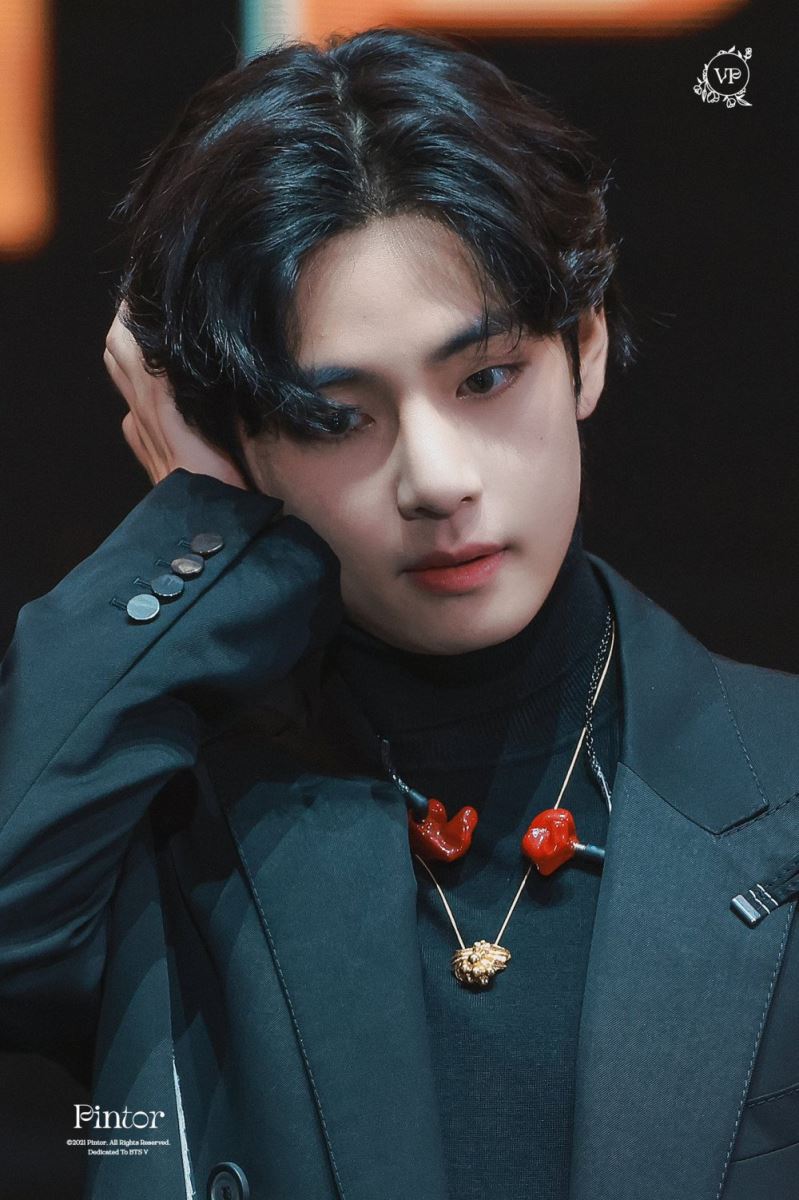 BTS, BTS tin tức, BTS thành viên, Kpop, V, V BTS, BTS V, BTS idol, BTS visual, BTS profile, BTS lễ trao giải, BTS Twitter, BTS youtube, BTS ảnh, ảnh BTS