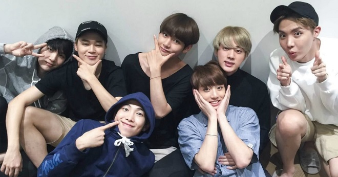 BTS, BTS tin tức, BTS thành viên, RM, Jimin, J-Hope, V, Jungkook, Jin, Suga, Hotteok, bánh rán, Weverse